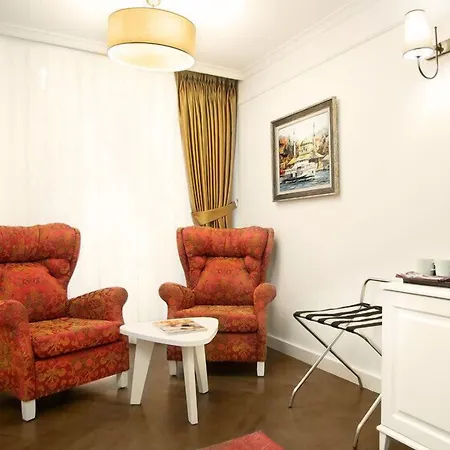 Astan Galata Hotel 3*