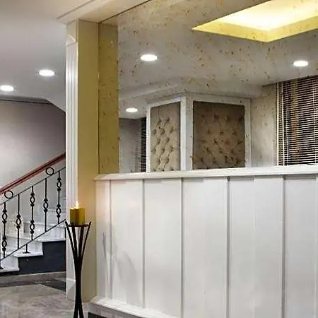 Astan Galata 4*