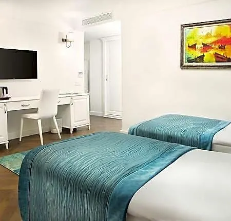 Astan Galata 4*